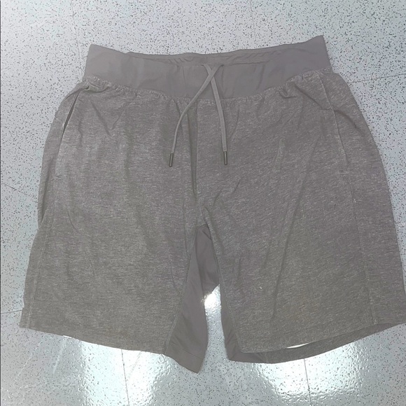 Lululemon Athletica Gray Athletic Shorts mens size XL - Picture 1 of 13